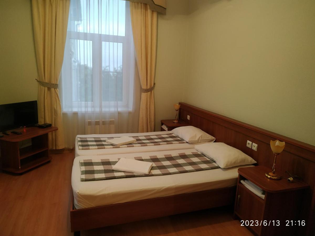 Бестужевский Дворик Gagra Luaran gambar