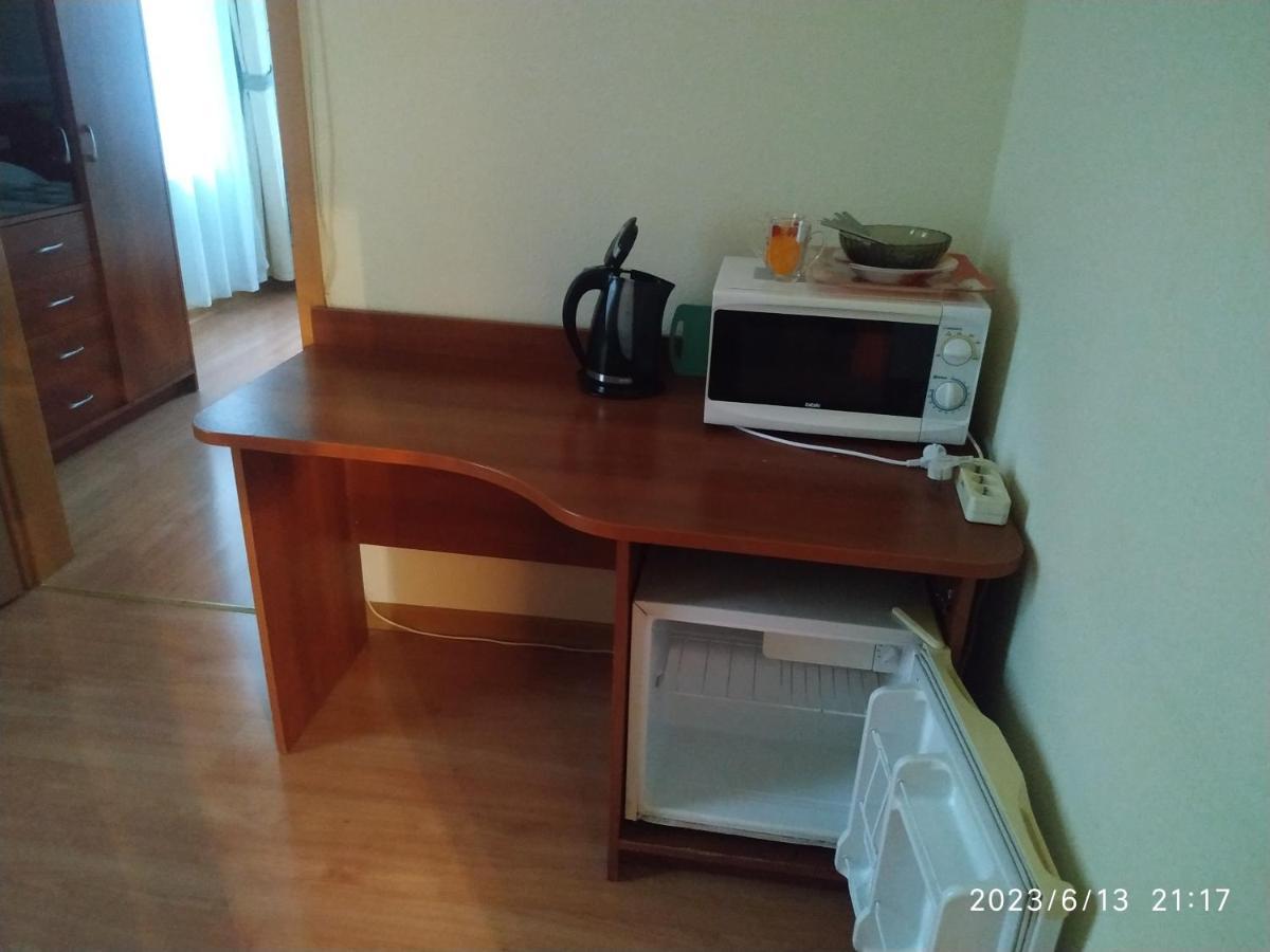 Бестужевский Дворик Gagra Luaran gambar