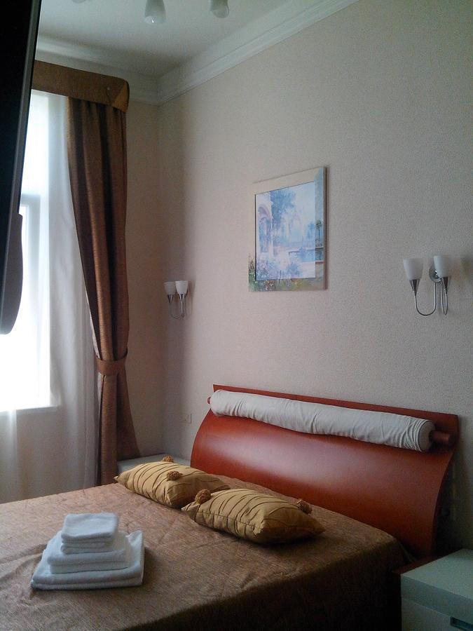 Бестужевский Дворик Gagra Luaran gambar