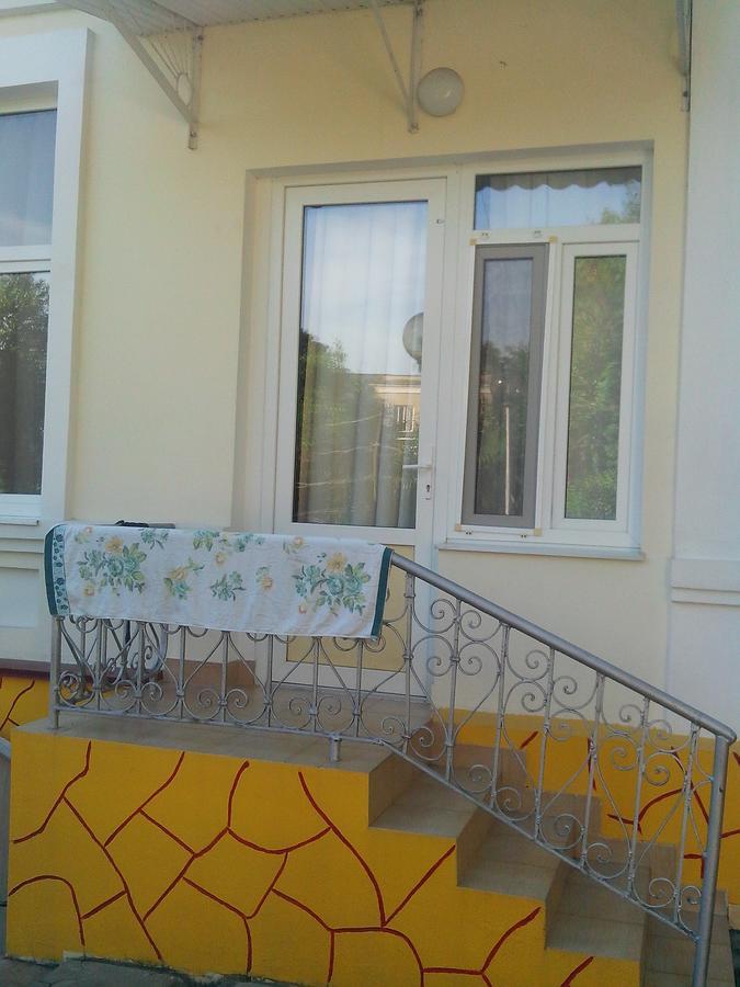 Бестужевский Дворик Gagra Luaran gambar